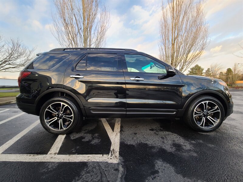 2014 Ford Explorer Sport4WD / TWIN TURBO / 3RD SEATS / DUAL MOON ROOF  / ECOBOOST / COLLISION WARNING / BILND SPOT MONITOR / HEATED LEATHER / FULLY LOADED !! - Photo 4 - Portland, OR 97217