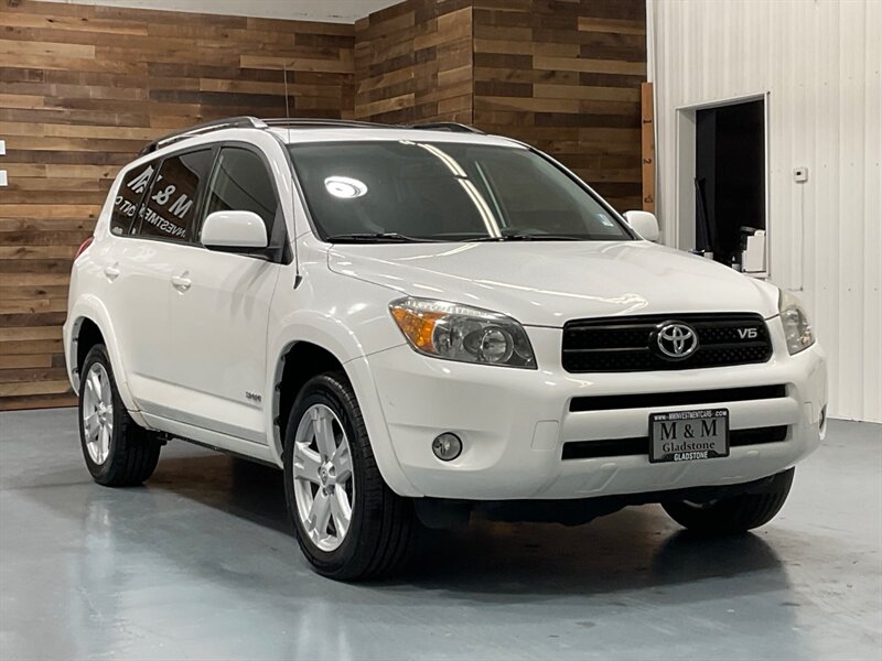 2007 Toyota RAV4 Sport 4X4 / 3.5L V6 / NEW TIRES / 35,000 MILES  / LOCAL TOYOTA / ZERO RUST / Sunroof - Photo 2 - Gladstone, OR 97027