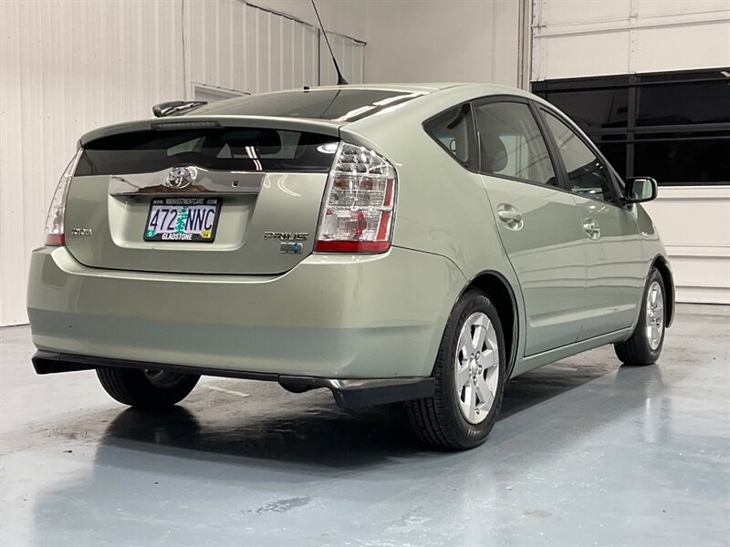 2008 Toyota Prius Touring Hybrid / Navigation & Camera / 134K MILES  / LOCAL CAR - Photo 7 - Gladstone, OR 97027