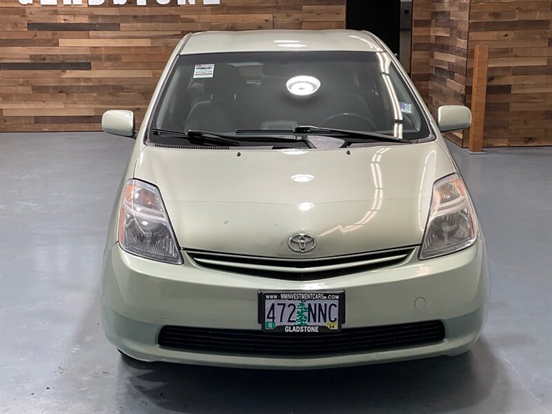 2008 Toyota Prius Touring Hybrid / Navigation & Camera / 134K MILES  / LOCAL CAR - Photo 5 - Gladstone, OR 97027