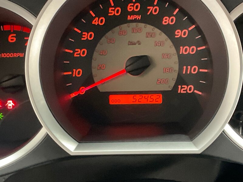 2010 Toyota Tacoma SR5 5-SPEED MANUAL / 4Cyl / 1-Owner /52K MILES / Backup Camera / Towing Pkg / ZERO RUST - Photo 46 - Gladstone, OR 97027