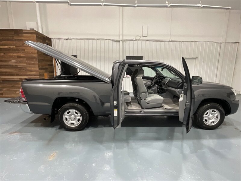 2010 Toyota Tacoma SR5 5-SPEED MANUAL / 4Cyl / 1-Owner /52K MILES / Backup Camera / Towing Pkg / ZERO RUST - Photo 12 - Gladstone, OR 97027