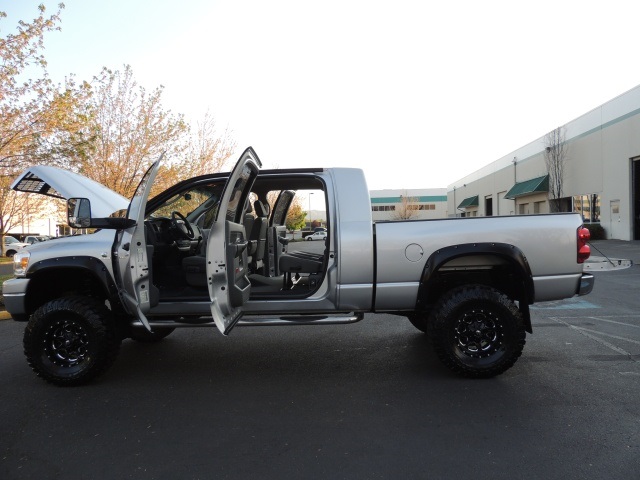 2007 Dodge Ram 2500 MEGA CAB / 4X4 / CUMMINS DIESEL / LIFTED / 6-SPEED   - Photo 12 - Portland, OR 97217