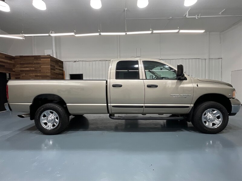 2005 Dodge Ram 2500 SLT Quad Cab 4X4 / 5.9L Diesel / 6-SPEED MANUAL  / LOCAL TRUCK w. ZERO RUST - Photo 4 - Gladstone, OR 97027