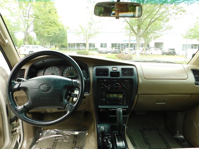 2000 Toyota 4Runner SR5 4x4 / 1 Owner / Sunroof / LOW MILES / LIFTED   - Photo 30 - Portland, OR 97217