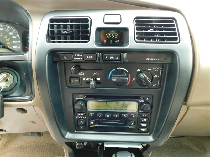 2000 Toyota 4Runner SR5 4x4 / 1 Owner / Sunroof / LOW MILES / LIFTED   - Photo 17 - Portland, OR 97217