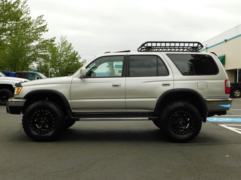 2000 Toyota 4Runner SR5 4x4 / 1 Owner / Sunroof / LOW MILES / LIFTED   - Photo 3 - Portland, OR 97217