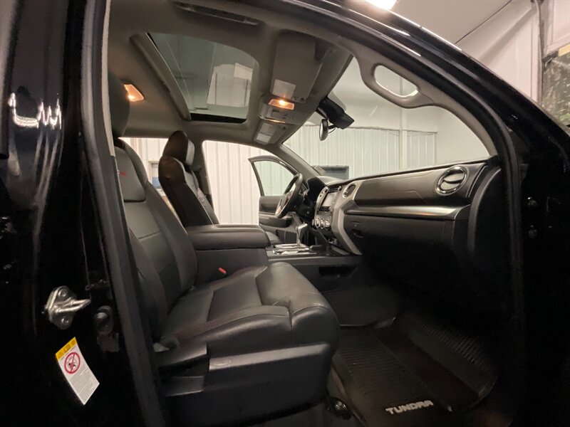 2019 Toyota Tundra TRD Pro Crew Cab 4X4 / 1-OWNER / 24,000 MILES   - Photo 15 - Gladstone, OR 97027