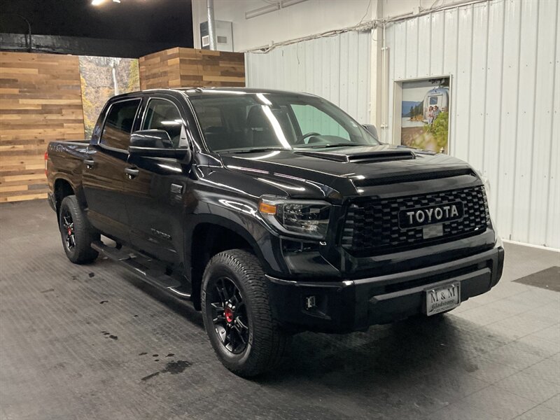 2019 Toyota Tundra TRD Pro Crew Cab 4X4 / 1-OWNER / 24,000 MILES   - Photo 2 - Gladstone, OR 97027