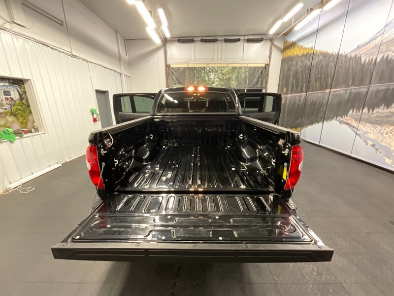 2019 Toyota Tundra TRD Pro Crew Cab 4X4 / 1-OWNER / 24,000 MILES   - Photo 20 - Gladstone, OR 97027