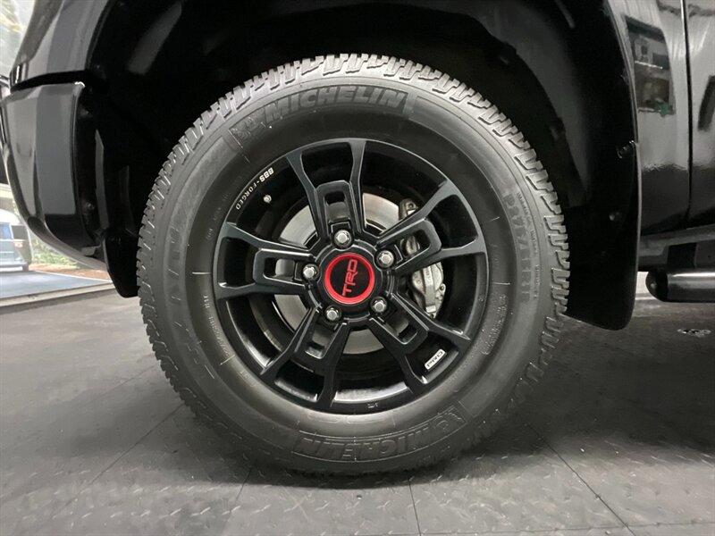 2019 Toyota Tundra TRD Pro Crew Cab 4X4 / 1-OWNER / 24,000 MILES   - Photo 21 - Gladstone, OR 97027