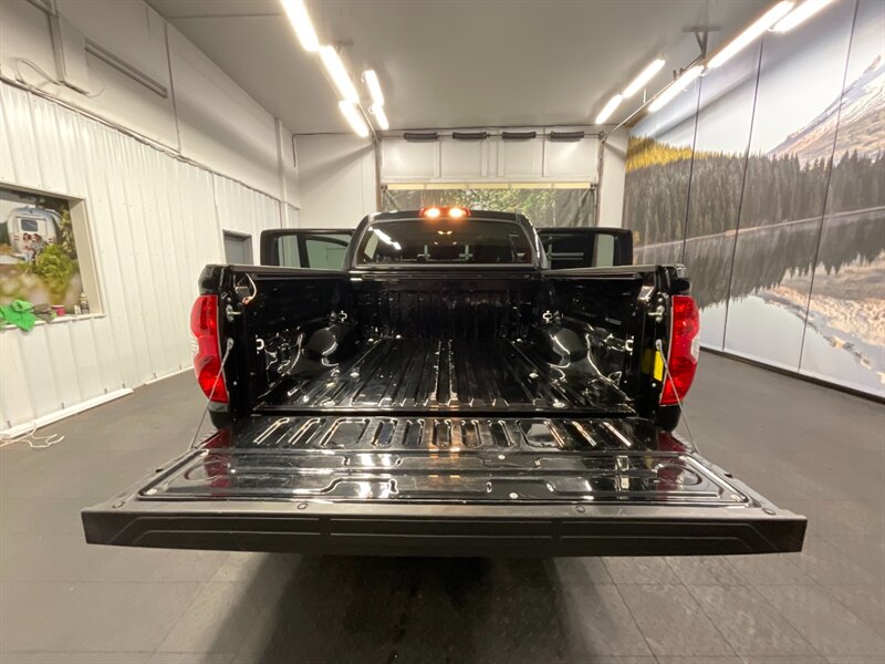 2019 Toyota Tundra TRD Pro Crew Cab 4X4 / 1-OWNER / 24,000 MILES   - Photo 28 - Gladstone, OR 97027