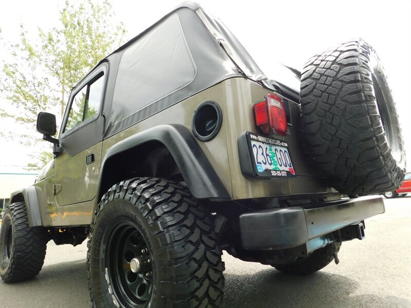 2005 Jeep Wrangler X 2DR / 4x4 / 6 Speed / WINCH / NEW MUD TIRES   - Photo 9 - Portland, OR 97217