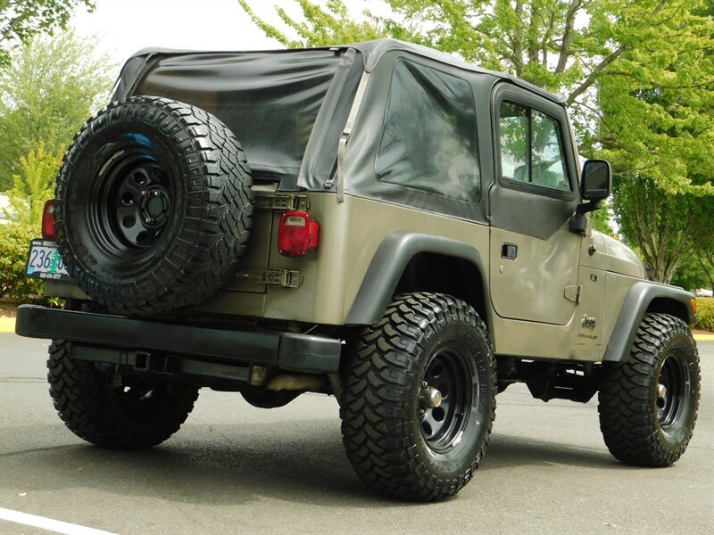 2005 Jeep Wrangler X 2DR / 4x4 / 6 Speed / WINCH / NEW MUD TIRES   - Photo 12 - Portland, OR 97217