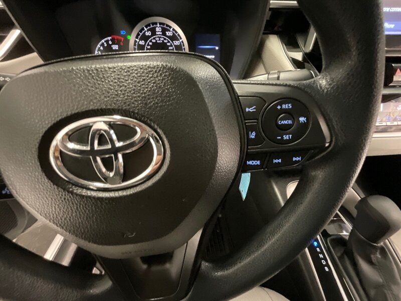 2020 Toyota Corolla LE Sedan / 1.8l 4Cyl / 1-OWNER / 9,000 MILES ...