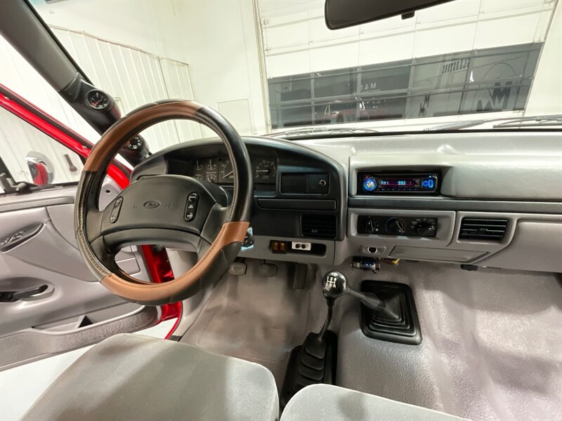 1997 Ford F-250 XLT 4X4 5-SPEED MANUAL / 7.3L TURBO DIESEL /HD / LOCAL TRUCK / LONG BED / ONLY 113,000 MILES - Photo 15 - Gladstone, OR 97027