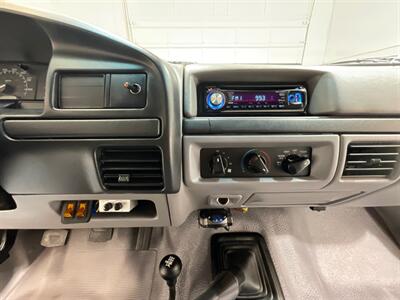 1997 Ford F-250 XLT 4X4 5-SPEED MANUAL / 7.3L TURBO DIESEL /HD / LOCAL TRUCK / LONG BED / ONLY 113,000 MILES - Photo 18 - Gladstone, OR 97027