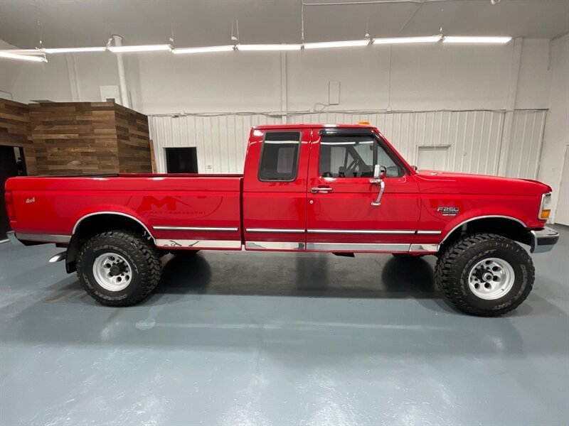 1997 Ford F-250 XLT 4X4 5-SPEED MANUAL / 7.3L TURBO DIESEL /HD / LOCAL TRUCK / LONG BED / ONLY 113,000 MILES - Photo 4 - Gladstone, OR 97027