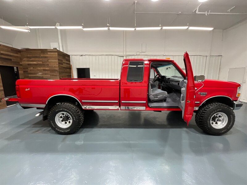 1997 Ford F-250 XLT 4X4 5-SPEED MANUAL / 7.3L TURBO DIESEL /HD / LOCAL TRUCK / LONG BED / ONLY 113,000 MILES - Photo 50 - Gladstone, OR 97027