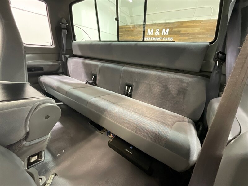 1997 Ford F-250 XLT 4X4 5-SPEED MANUAL / 7.3L TURBO DIESEL /HD / LOCAL TRUCK / LONG BED / ONLY 113,000 MILES - Photo 13 - Gladstone, OR 97027
