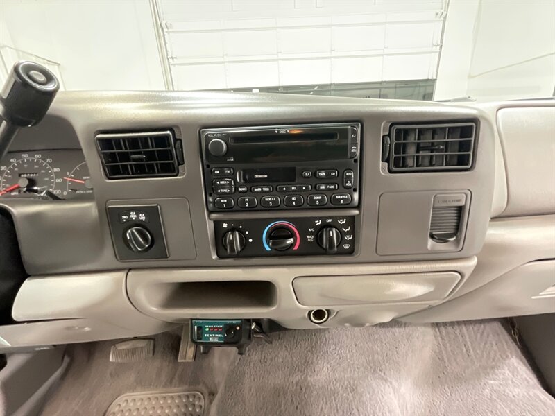 2000 Ford F-350 XLT 4X4 7.3L DIESEL / DUALLY / 57,000 MILES / LONG BED / BRAND NEW TIRES / ZERO RUST /1-OWNER - Photo 18 - Gladstone, OR 97027