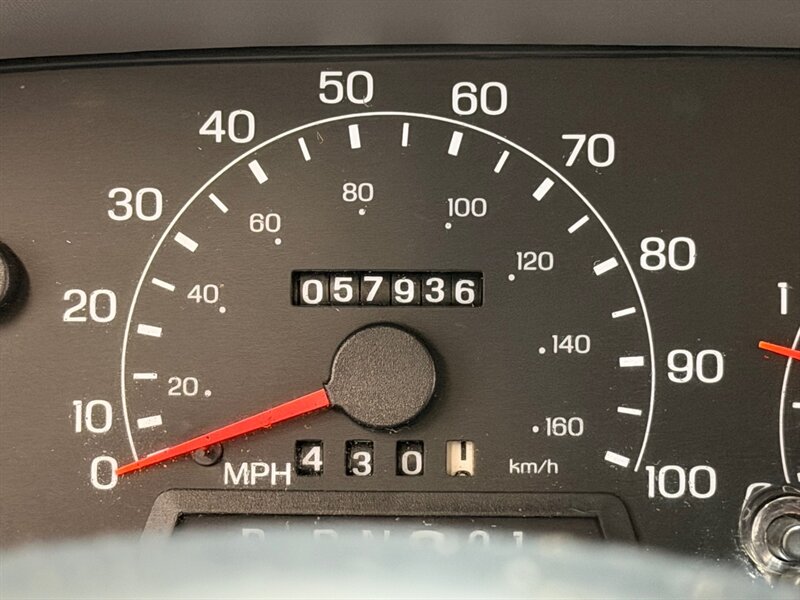 2000 Ford F-350 XLT 4X4 7.3L DIESEL / DUALLY / 57,000 MILES  / LONG BED / BRAND NEW TIRES / ZERO RUST /1-OWNER - Photo 48 - Gladstone, OR 97027