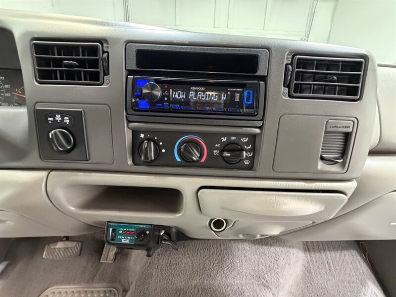 2000 Ford F-350 XLT 4X4 7.3L DIESEL / DUALLY / 57,000 MILES  / LONG BED / BRAND NEW TIRES / ZERO RUST /1-OWNER - Photo 18 - Gladstone, OR 97027