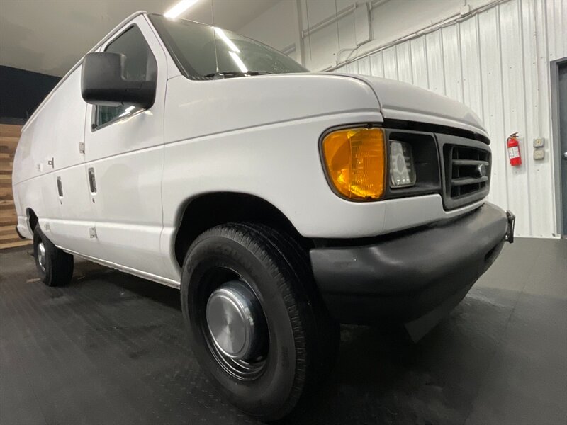 2003 Ford E-Series Van E-350 Super Duty EXTENDED CARGO VAN / 7.3L DIESEL  1-TON / 7.3L DIESEL / EXTENDED CARGO / BACKUP CAMERA / RUST FREE / CLEAN - Photo 21 - Gladstone, OR 97027