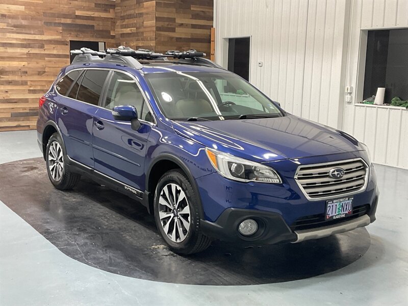 2015 Subaru Outback 3.6R Limited  / Excel Cond - Photo 2 - Gladstone, OR 97027