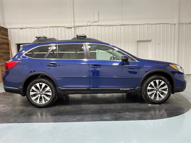 2015 Subaru Outback 3.6R Limited  / Excel Cond - Photo 4 - Gladstone, OR 97027