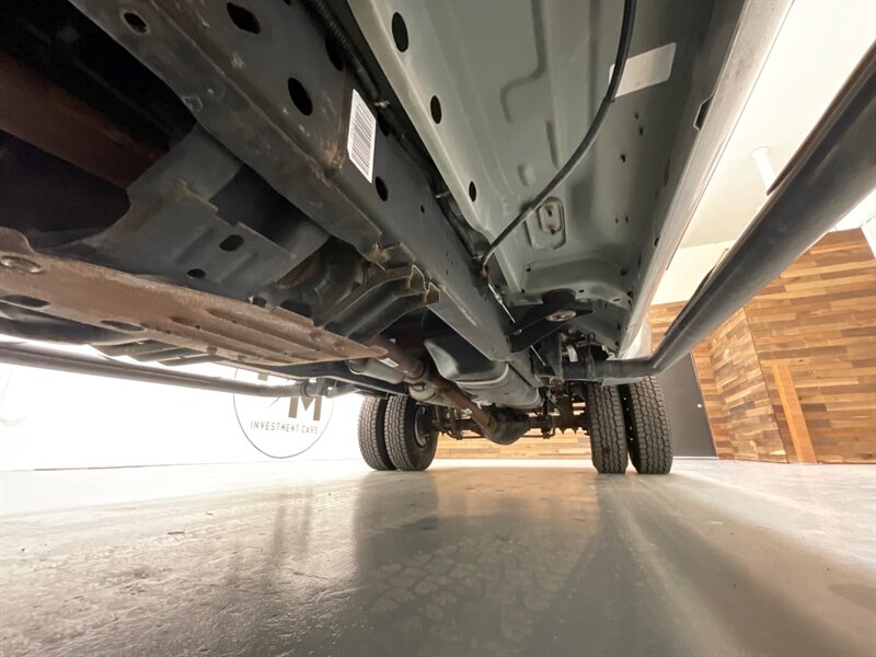 2001 Dodge Ram 3500 SLT Plus 4X4 /5.9L DIESEL/6-SPEED/ 27,000 MILES  / DUALLY / LONG BED / ZERO RUST / ORIGINAL 27K MILES - Photo 50 - Gladstone, OR 97027