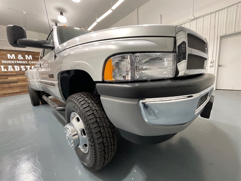 2001 Dodge Ram 3500 SLT Plus 4X4 /5.9L DIESEL/6-SPEED/ 27,000 MILES  / DUALLY / LONG BED / ZERO RUST / ORIGINAL 27K MILES - Photo 54 - Gladstone, OR 97027