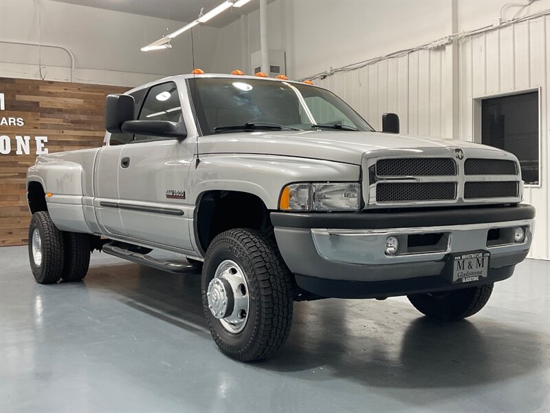 2001 Dodge Ram 3500 SLT Plus 4X4 /5.9L DIESEL/6-SPEED/ 27,000 MILES  / DUALLY / LONG BED / ZERO RUST / ORIGINAL 27K MILES - Photo 59 - Gladstone, OR 97027