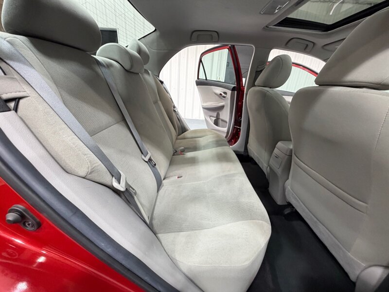 2013 Toyota Corolla LE 4dr Sedan 4cyl /Sunroof / 108k Miles - Photo 11 - Gladstone, OR 97027