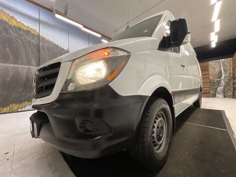 2018 Mercedes-Benz Sprinter 2500 Cargo Van 3.0L V6 DIESEL / HIGHROOF EXTENDED  / 1-OWNER /Backup Camera / HIGH ROOF / 170 " WB EXTENDED LENGTH / 97,000 MILES - Photo 28 - Gladstone, OR 97027