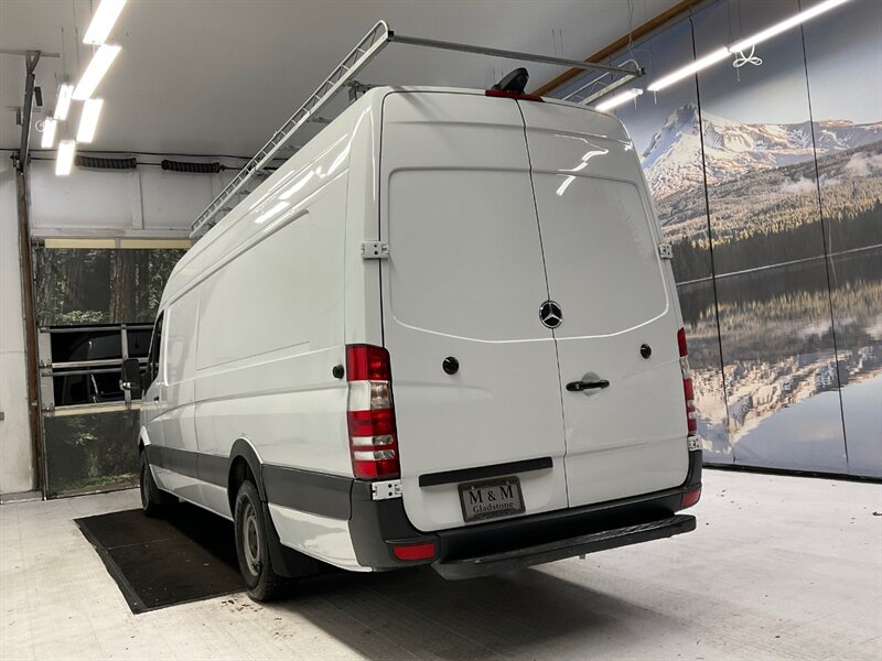 2018 Mercedes-Benz Sprinter 2500 Cargo Van 3.0L V6 DIESEL / HIGHROOF EXTENDED  / 1-OWNER /Backup Camera / HIGH ROOF / 170 " WB EXTENDED LENGTH / 97,000 MILES - Photo 7 - Gladstone, OR 97027