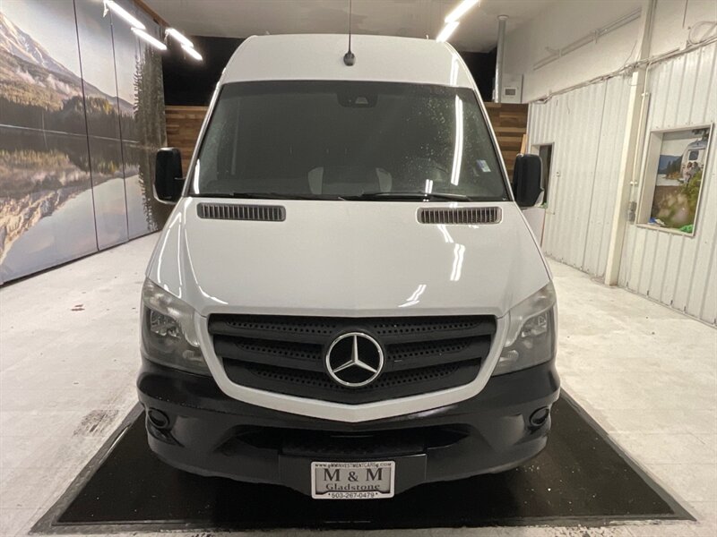 2018 Mercedes-Benz Sprinter 2500 Cargo Van 3.0L V6 DIESEL / HIGHROOF EXTENDED  / 1-OWNER /Backup Camera / HIGH ROOF / 170 " WB EXTENDED LENGTH / 97,000 MILES - Photo 5 - Gladstone, OR 97027