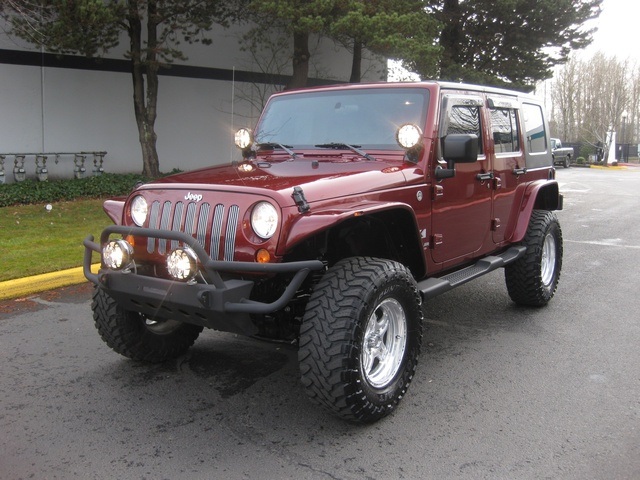 2007 Jeep Wrangler UNLIMITED 4X4 6-SPEED HARD TOP / LIFTED / 45kmiles
