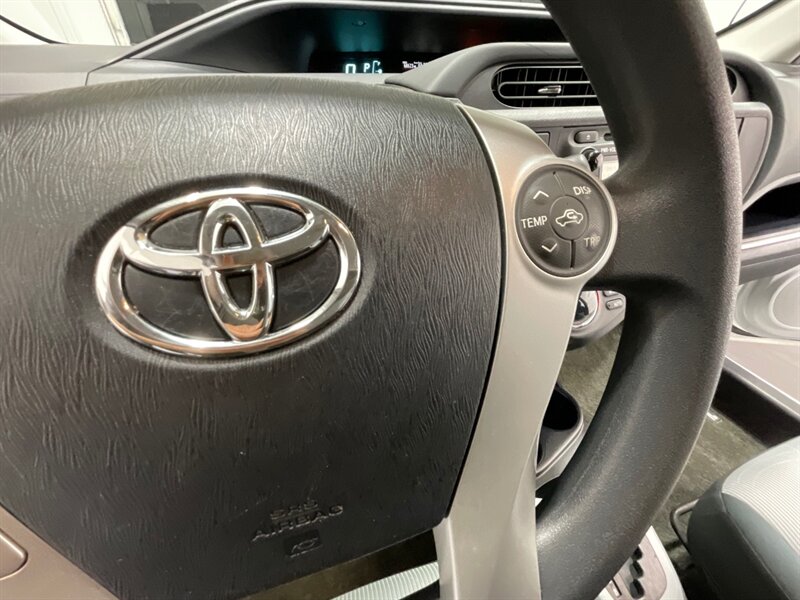 2014 Toyota Prius C Two Hatchback / Hybrid / NEW TIRES /68K MILES   - Photo 41 - Gladstone, OR 97027