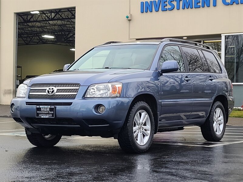 2006 Toyota Highlander Hybrid  / Limited / ALL WHEEL DRIVE / SUN ROOF / LOADED / NEW TIRES / RECORDS - Photo 1 - Portland, OR 97217