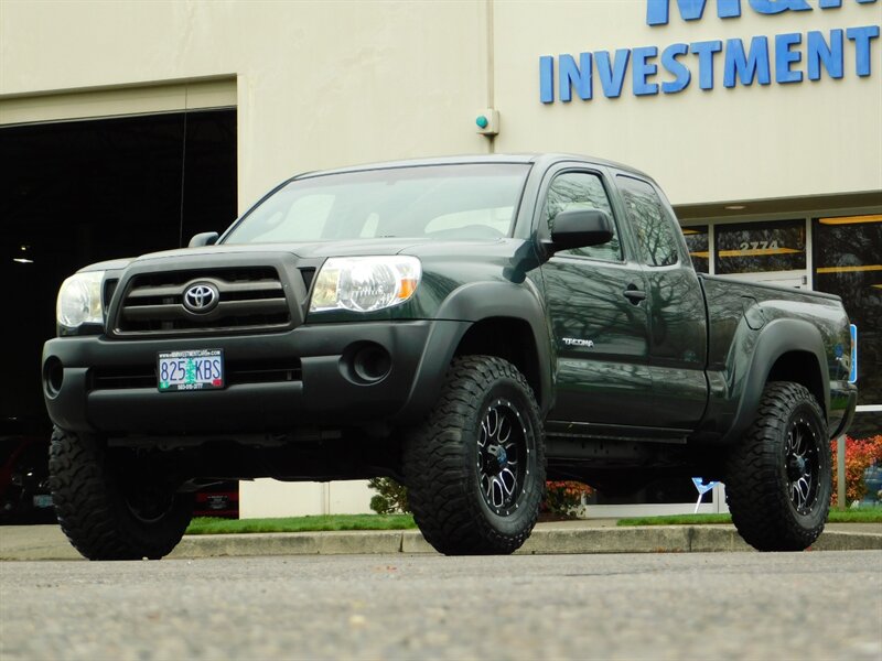 2010 Toyota Tacoma Access Cab 4Dr / 4X4 / 5-SPEED / LIFTED LIFTED