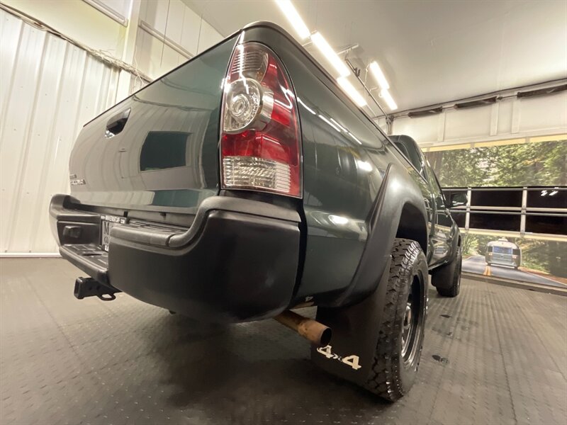 2010 Toyota Tacoma Access Cab 4Dr / 4X4   - Photo 11 - Gladstone, OR 97027