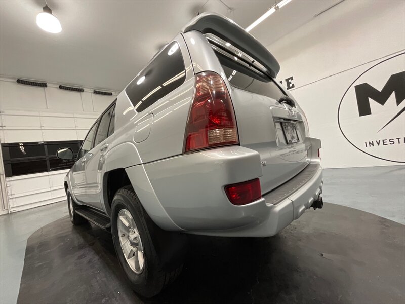 2004 Toyota 4Runner SR5 Sport Utility 4X4 / 4.0L V6 / Sunroof / LOCAL  / ZERO RUST - Photo 47 - Gladstone, OR 97027