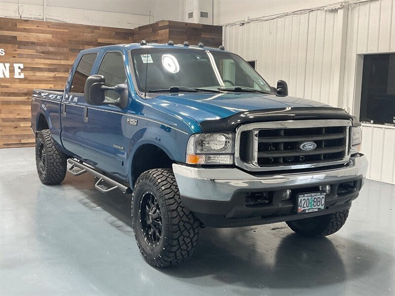2001 Ford F-250 XLT 4X4 / 7.3L DIESEL / LIFTED /WHEELS / 35 " TIRES / LOW MILES / RUST FREE - Photo 2 - Gladstone, OR 97027