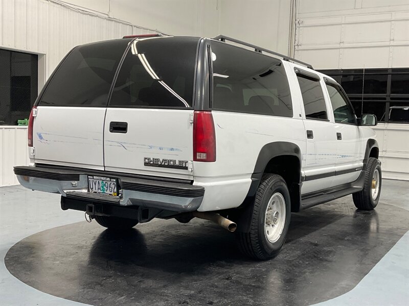 1996 Chevrolet Suburban K2500 Sport Utility 4X4 / 7.4L V8 / 129K MILES  / THIRD SEAT - Photo 7 - Gladstone, OR 97027