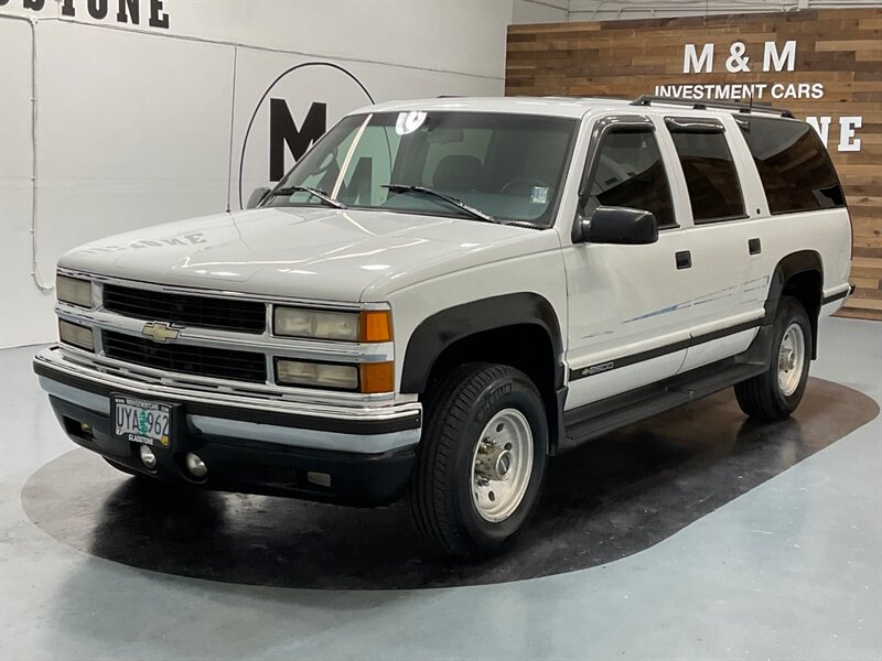 1996 Chevrolet Suburban K2500 Sport Utility 4X4 / 7.4L V8 / 129K MILES  / THIRD SEAT - Photo 1 - Gladstone, OR 97027