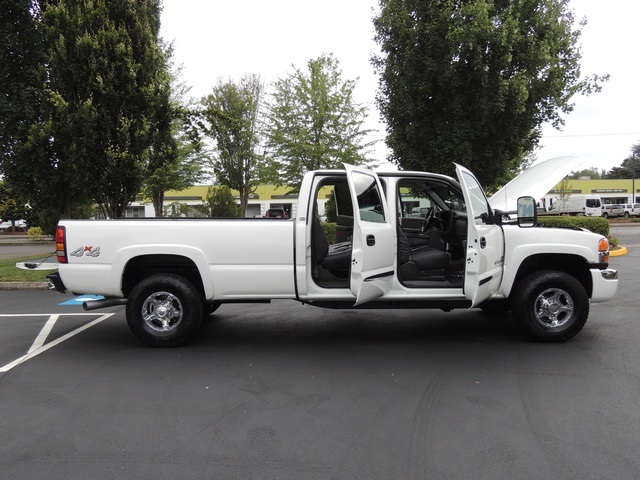 2006 GMC Sierra 2500 SLE1 / 4X4 / 6.6 L DURAMAX / LNG BED / LBZ ENGINE   - Photo 30 - Portland, OR 97217