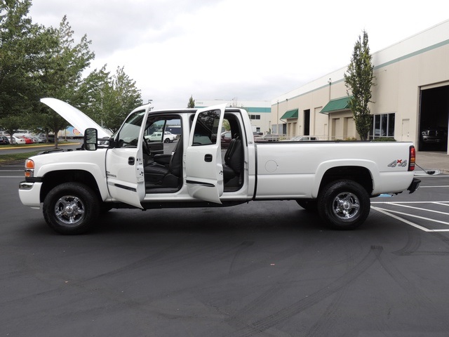 2006 GMC Sierra 2500 SLE1 / 4X4 / 6.6 L DURAMAX / LNG BED / LBZ ENGINE   - Photo 26 - Portland, OR 97217