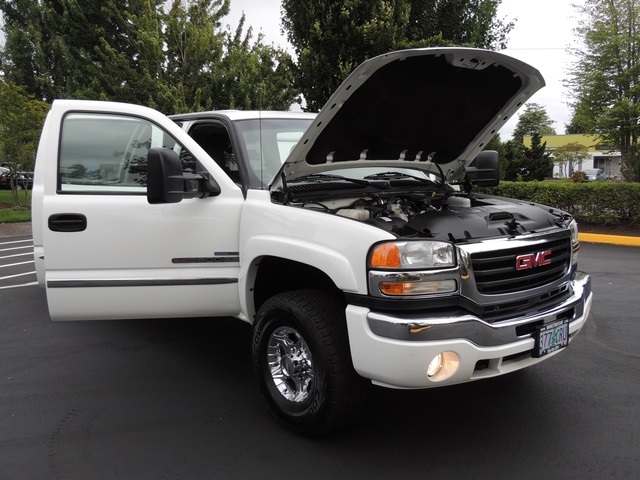 2006 GMC Sierra 2500 SLE1 / 4X4 / 6.6 L DURAMAX / LNG BED / LBZ ENGINE   - Photo 31 - Portland, OR 97217