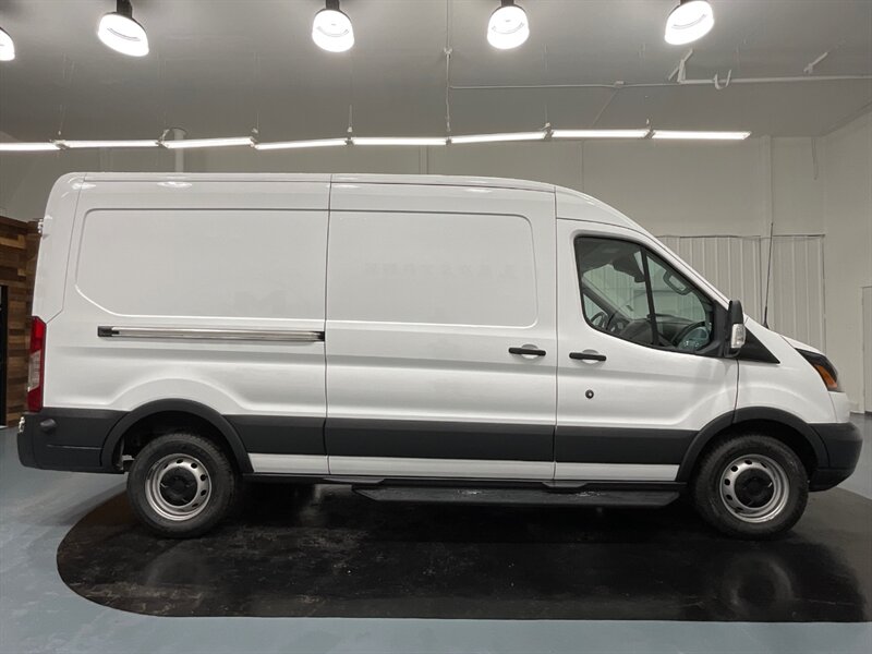 2018 Ford Transit 250 CARGO VAN / V6 ECOBOOST / MEDIUM ROOF LWB  / Backup Camera / 1-OWNER - Photo 4 - Gladstone, OR 97027